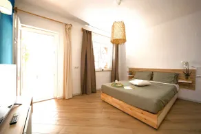 Apartment 152 - Image 2