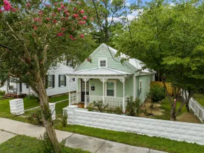 The Cottage in Little Washington - Image 2