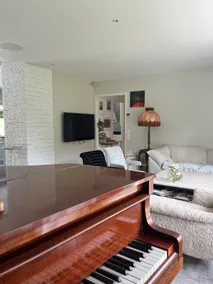 Villa with private pool - Image 2
