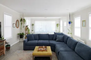 Cozy Quiet 3 Bed 2 Bath Near the Beach - Image 2
