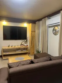 Eli's Modern Home - Image 4