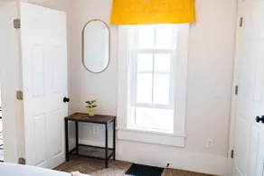 NEW! The Secret Sunroom Cottage - Image 4