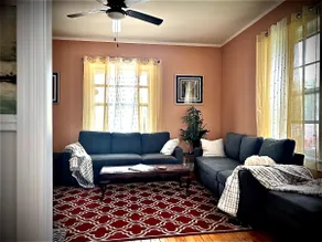 River St House historical stay - Image 3