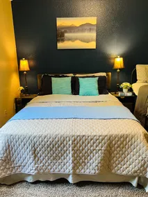Easy I70 access/GEHA Field w/ 4 beds - Image 2