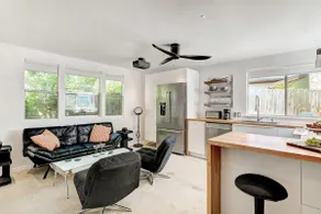 Aviator's Suite - Image 2