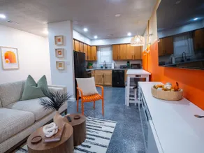Quiet 2BR Apt Minutes from Allen Fieldhouse - Image 2