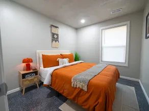 Quiet 2BR Apt Minutes from Allen Fieldhouse - Image 4