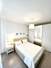 apartment with a view of the castle - Image 3