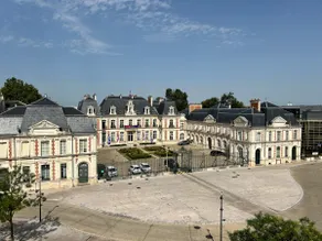 60 m² apartment in the center of Poitiers - Image 5
