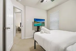 Cozy 3BR Cypress Home | Family Pet & Work Friendly - Image 4