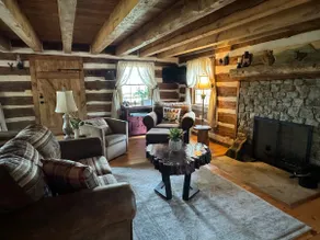 Log cabin with VIEWS, close to Horse Ctr, VMI/W&L - Image 3