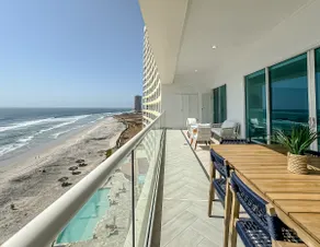 Breezy BeachfrontMarYSolCondo-7th Flr-Rosarito - Image 2