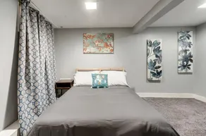 Ceruleans 3BR Suite in Calgary - Image 3