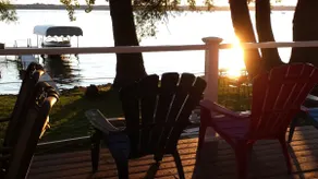 Large Remodeled Lakehouse on water Amazing Views! - Image 2