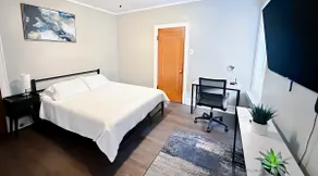 Cozy 1BR Near City + Airport - Image 3