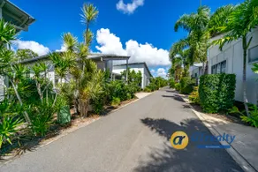 The Beach House - Image 2