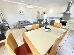 The Beach House - Image 4