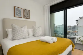 The Sage | Light & Bright Apartment | Ocean View - Image 2
