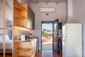 seafront cozy suite for 2 in Rethymno - Image 4