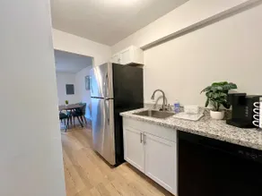Sweet Cozy MSU 2 BR with Patio - Image 4