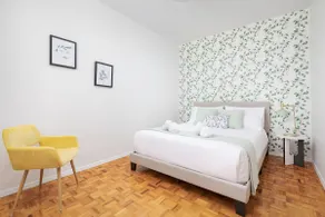 Charming 4 Bed Home + 2Parking - Image 3