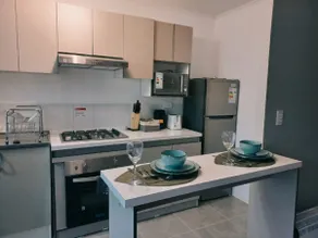 Apartment 5 minutes from downtown, with parking - Image 4
