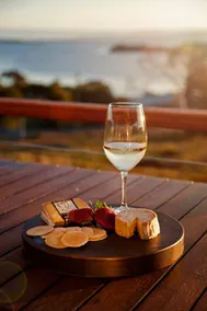 Bruny Island Sunset Retreat - Image 5