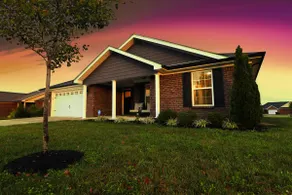 Artsy KY-Themed Richmond Gem: Sleeps 8, Near All - Image 2
