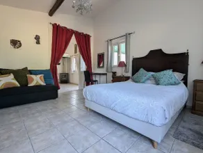 Luxury Romantic Retreat with Hot Tub & Pool - Image 2