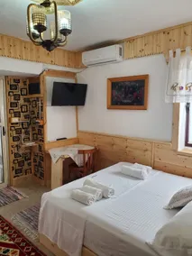 Aria Guesthouse - Image 2