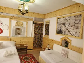 Aria Guesthouse - Image 3