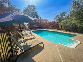 Hillside Retreat w/ Pool, Hot-tub near Sequoia NP - Image 4