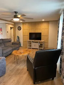 3 Bedroom/2 bath Hilltop Home - Image 2