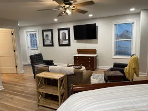 Campus Suite - Image 3