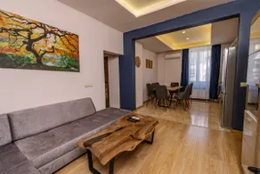 3BDR, Top Center Retreat,Sofia Heart, FREE Parking - Image 2