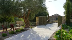 Athykampos Cottage - Image 2