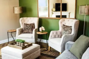 Cambrian & Co. Loft Stylish, Sophisticated Charm - Image 4