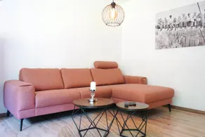 Nice apartment with garden - Image 2