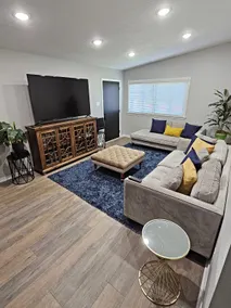 Cozy Modern 3 Bedroom Bungalow - Image 3