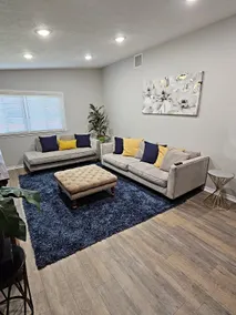 Cozy Modern 3 Bedroom Bungalow - Image 2