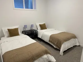 Cozy 2-bedroom suite in Calgary - Image 3