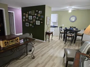 Chic 1BR APT in St. Paul - Image 3