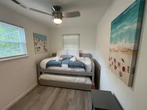 Bex Comfort: 2BR, Walk to Park Circle - Image 3