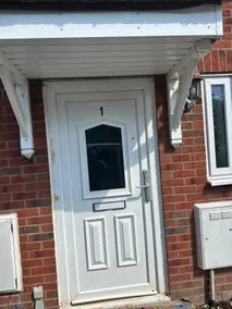 3 Bed Entire House - Runcorn - Image 3