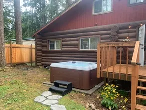 Cabin w/ Hot Tub - Pet Friendly! - Image 3