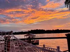 Relaxation & Sunsets - Image 5