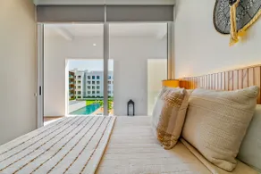 City Center Oasis•Walk to Beach & Marina•King Bed - Image 2