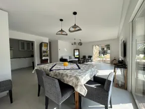 Villa with heated pool, 4 bedrooms. - Image 3