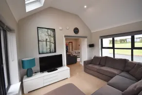 Spacious Modern Family Home in Scenic Donegal - Image 2
