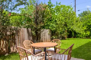 Austin Gem Near Radio Coffee & Rainey St South - Image 2